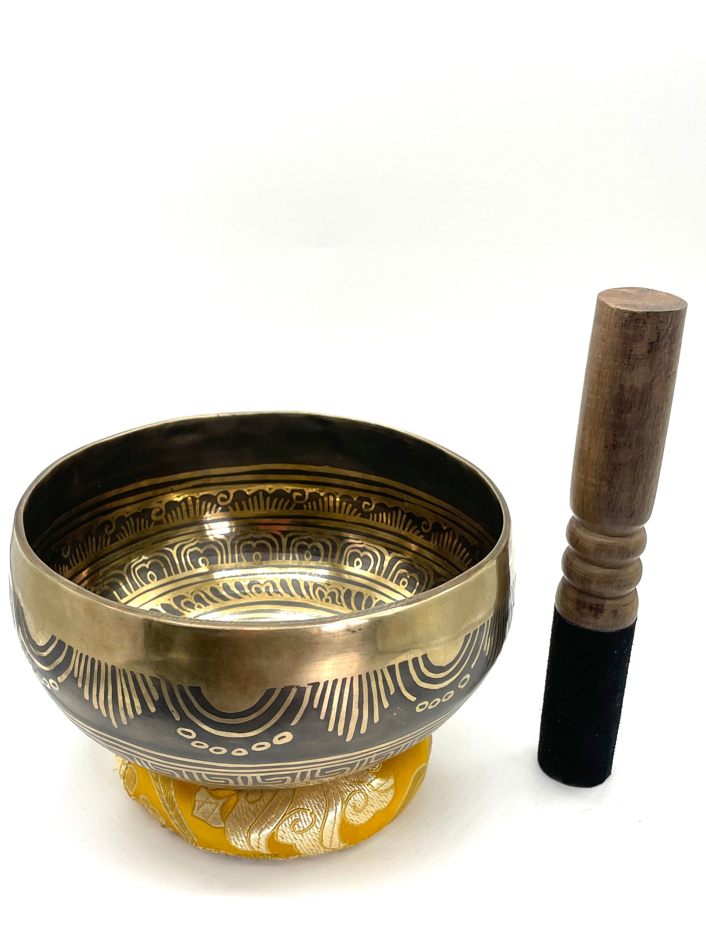 Singing Bowl ( Himalayan Healing Bowl )- Base Note D# ( 306 Hz )